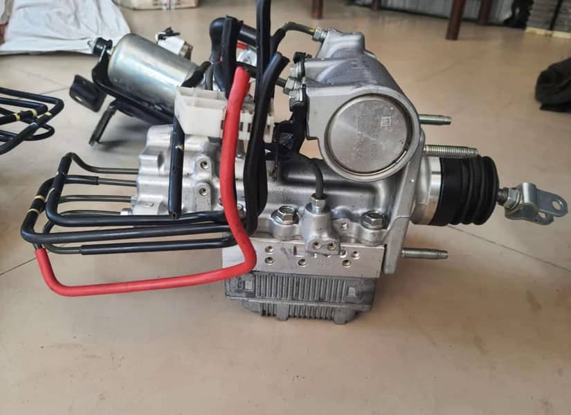 Abs Unit & Lithium Ion Hybrid Batteries | Aqua Prius Axio Lexus LX450

                                                            alt=