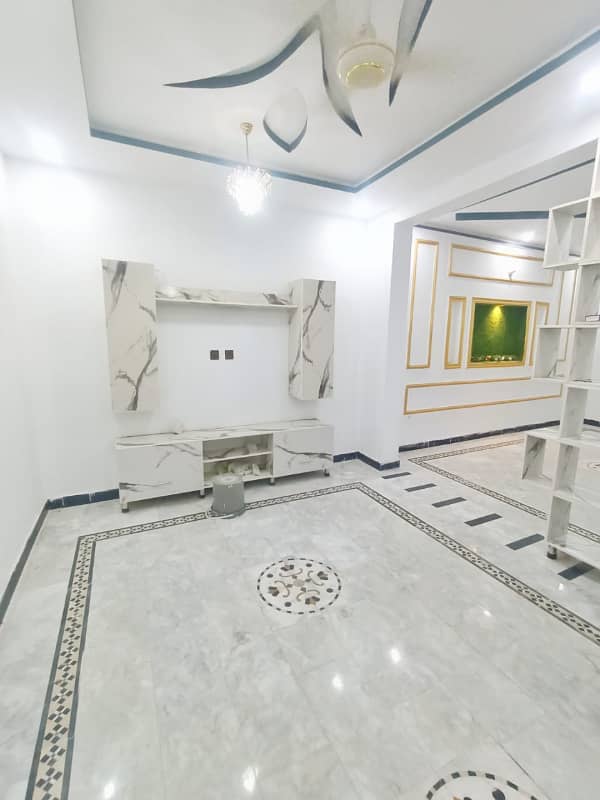 Brand New double Story Availabile for rent

                                                            alt=