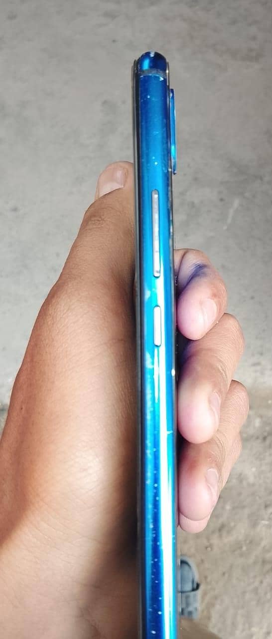 huwaei nova 3i 4gb 128gb

                                                            alt=