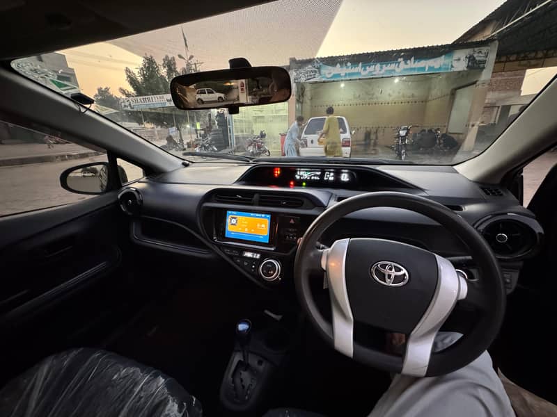 Toyota Aqua Hybrid 2015/19

                                                            alt=