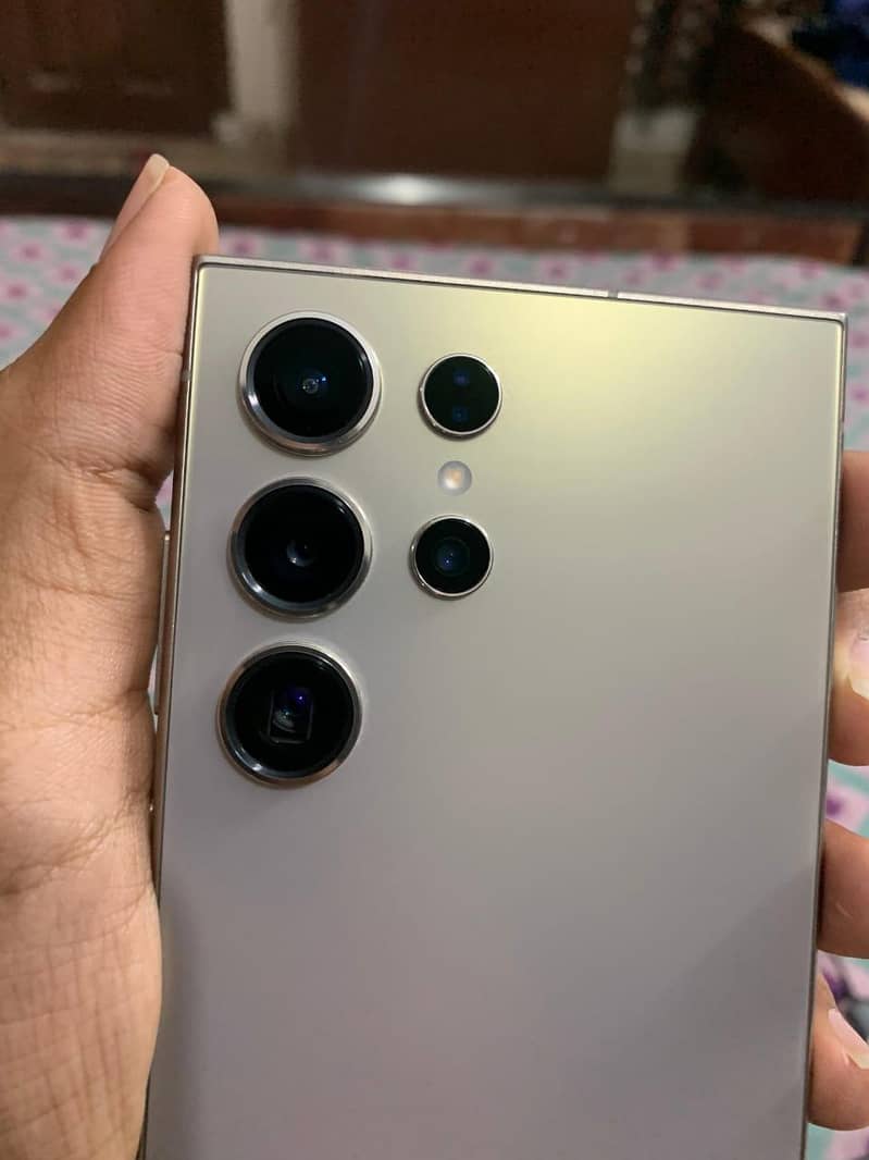 Samsung S24 Ultra 12/256 Non PTA

                                                            alt=