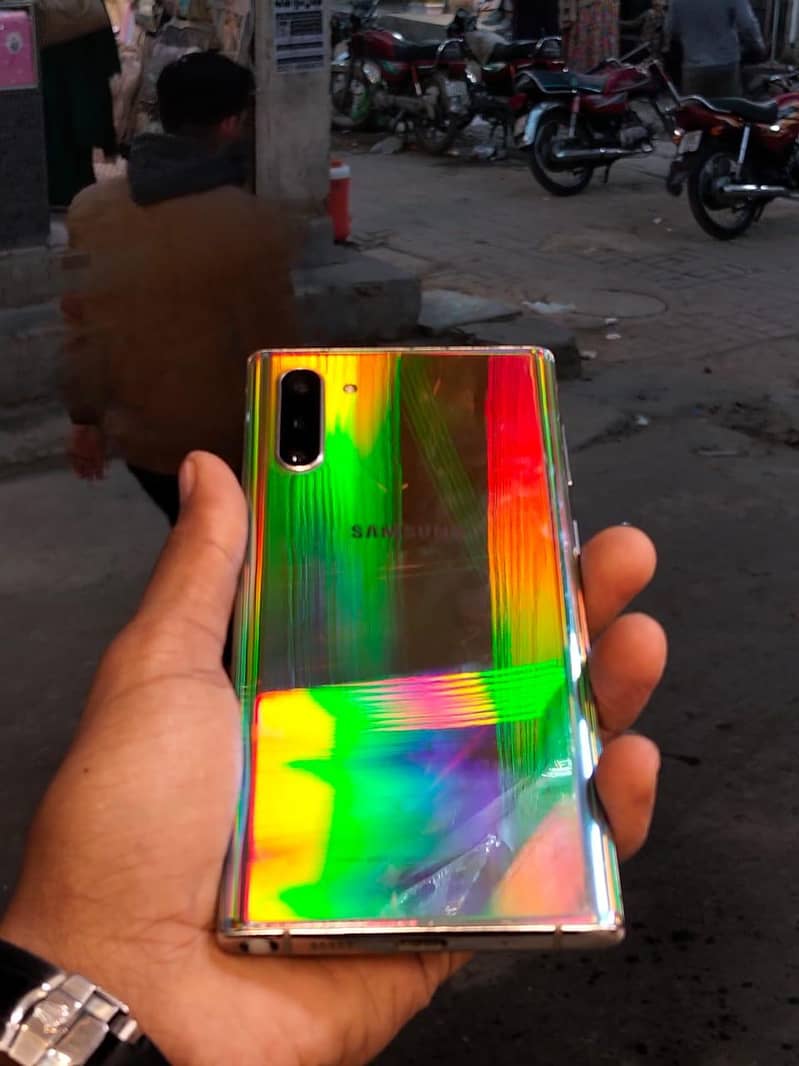 Samsung Note 10

                                                            alt=