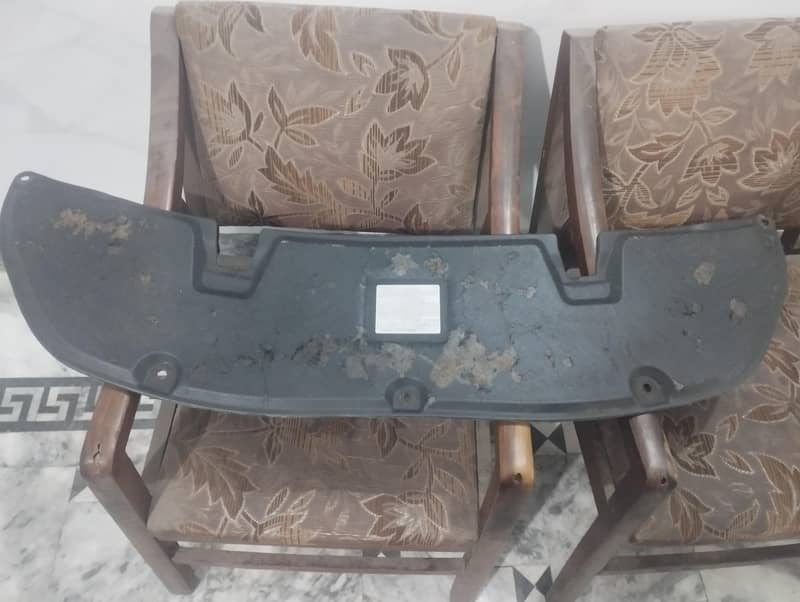 Toyota passo Bonnet Namda

                                                            alt=