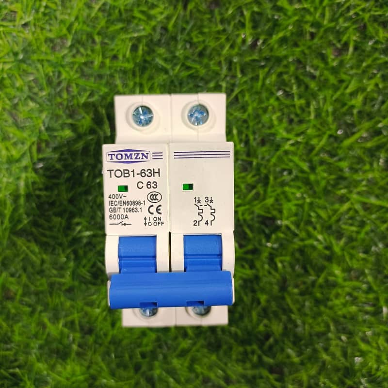 TOMZN Original AC DC Breakers | SPD & Changeover Switch

                                                            alt=