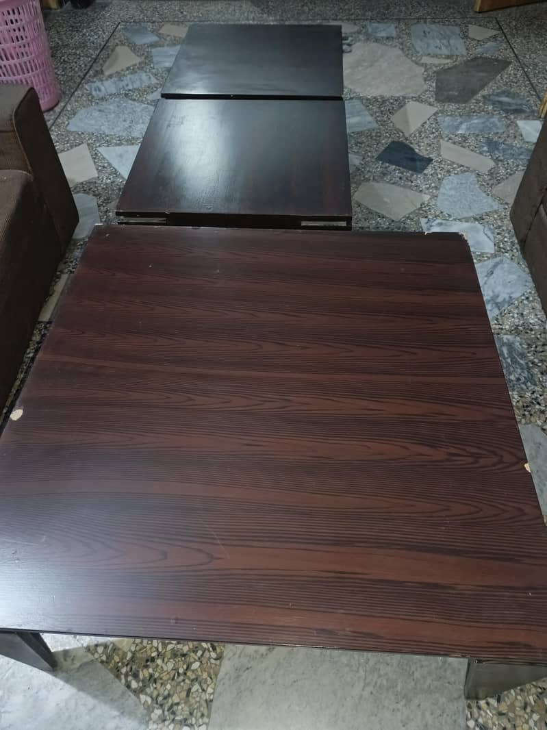 centre tables

                                                            alt=