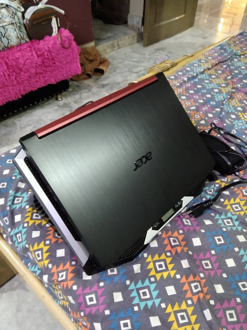 Acer Nitro 515-54 Gaming Laptop

                                                            alt=