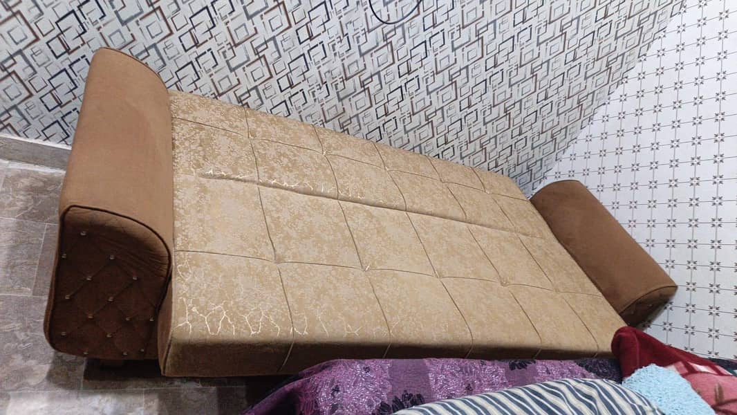 sofa#sofa cum bed#3 seater sofa

                                                            alt=