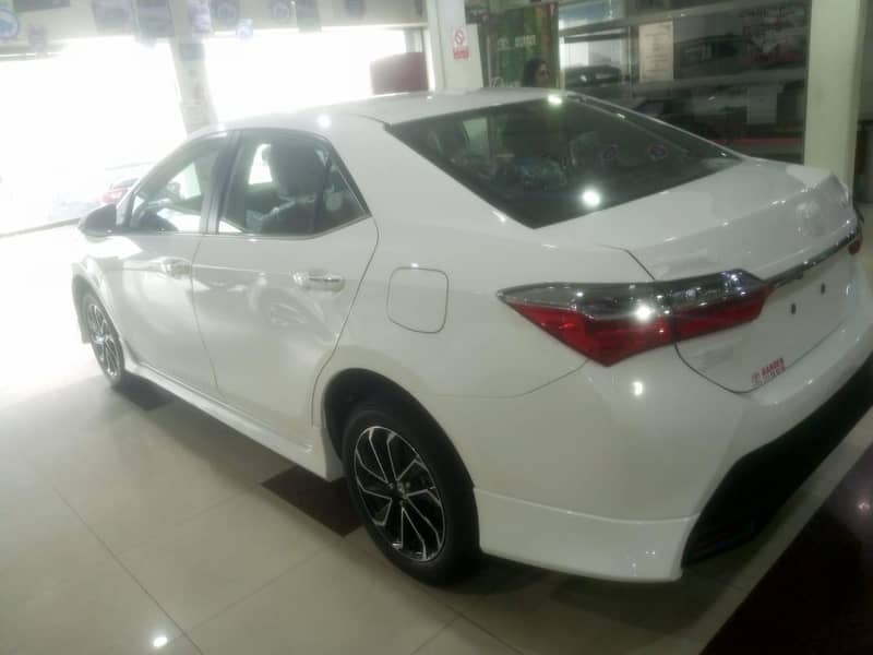 Toyota grande 1.8  model2026 black interior

                                                            alt=