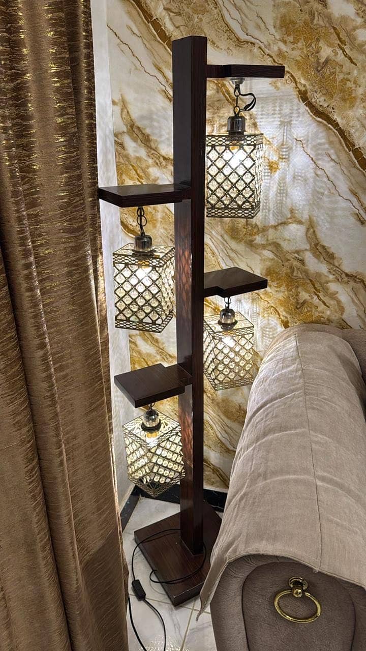 Floor lamp

                                                            alt=