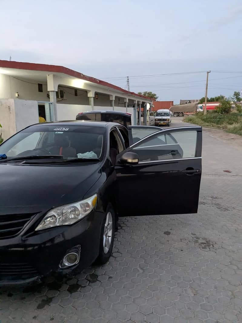 Toyota Corolla XLI 2011

                                                            alt=