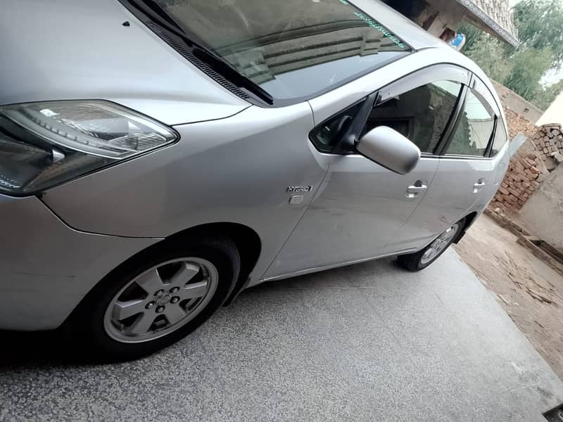 Toyota Prius G Touring Selection Leather Package 1.8 2011

                                                            alt=