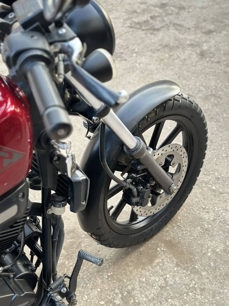 Keeway K-light 202 Imported

                                                            alt=