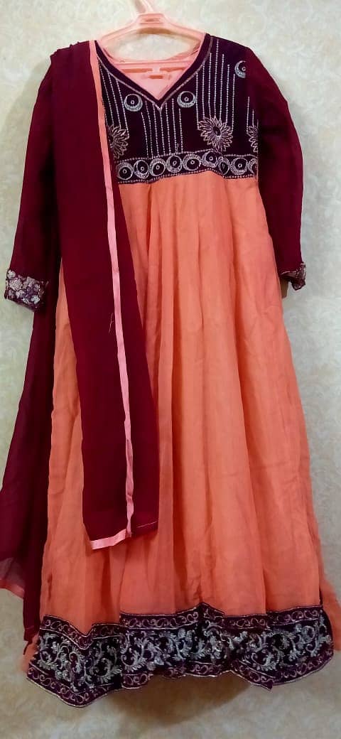 Dress / Ladies Dress / Branded Suit / 3-Piece Suit / Wedding Wear

                                                            alt=