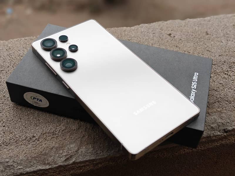 Samsung galaxy s25ultra 12gb 256gb offical pta approved

                                                            alt=