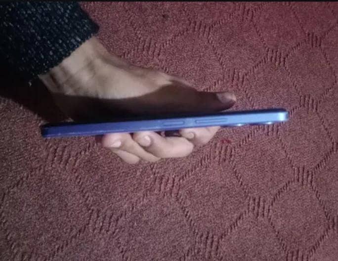 vivo y17s

                                                            alt=