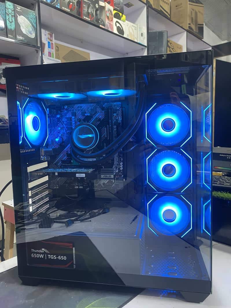 The card has been removed in pics…All parts are with box and warranty

                                                            alt=