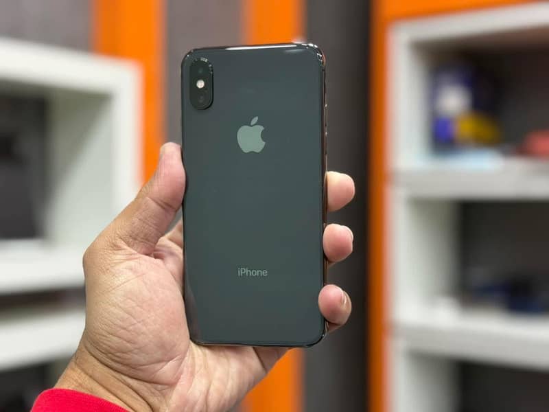 iPhone X 64GB only WhatsApp number 03468444939

                                                            alt=