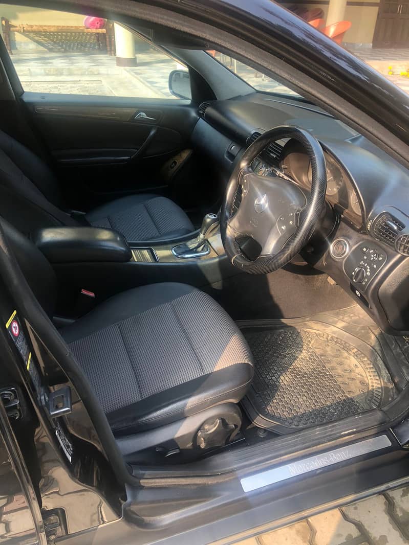 Mercedes Benz C Class C180 2007

                                                            alt=