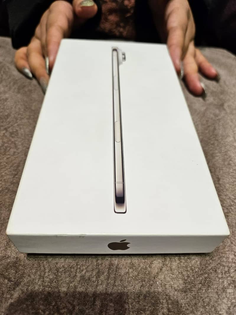 Iphone 17 Air Gold PTA Approved

                                                            alt=