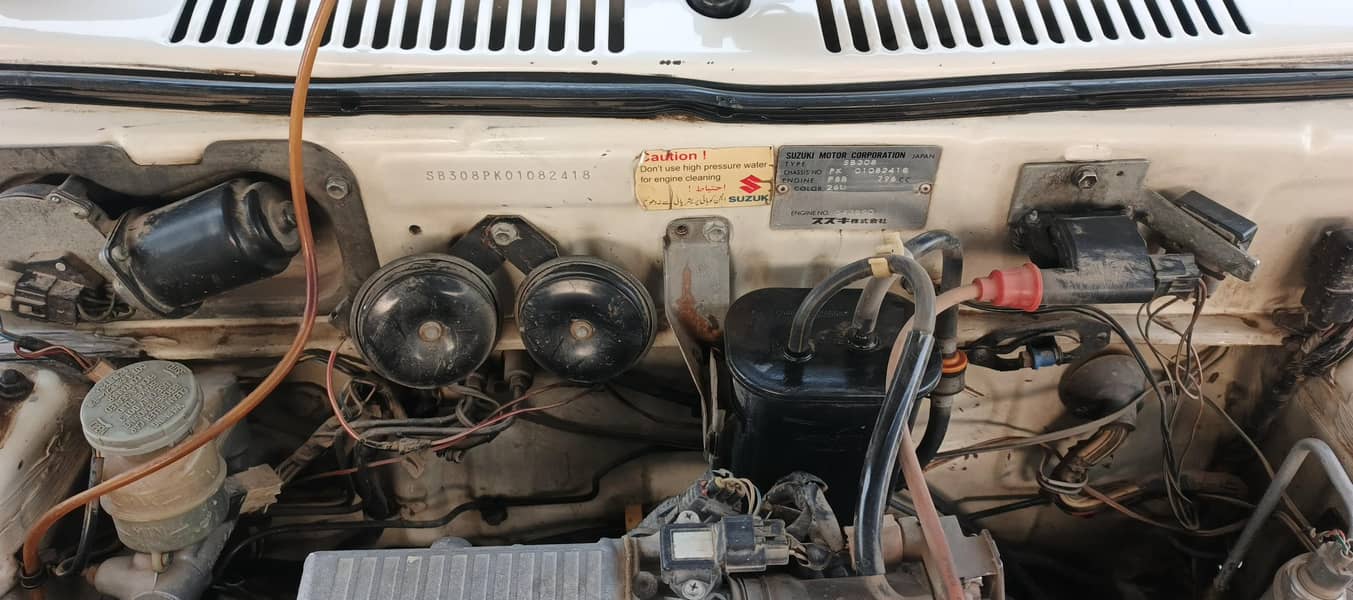 MEHRAN VXR 2013 ISLAMABAD NUMBER

                                                            alt=