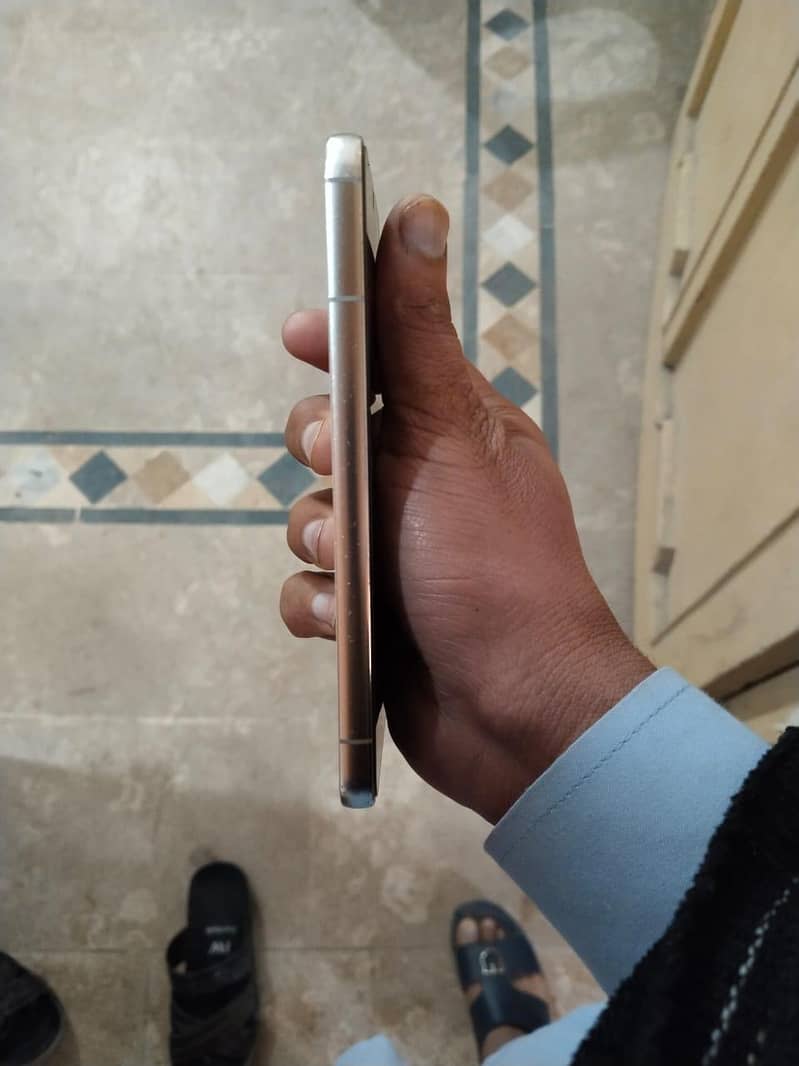 samsung s22 dual official pta with orignl box exchange psossibal

                                                            alt=