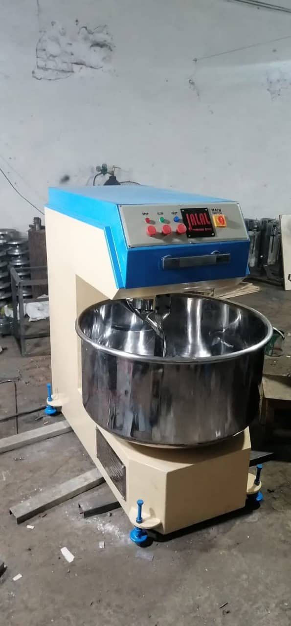 Potato Peeler Machine,Masala Grinder,Liquid Grinder,Mayo Mixer Machin

                                                            alt=