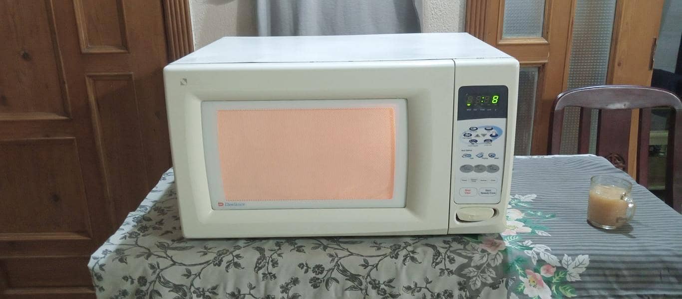 Dawlance Microwave Full Size Microwave Oven

                                                            alt=
