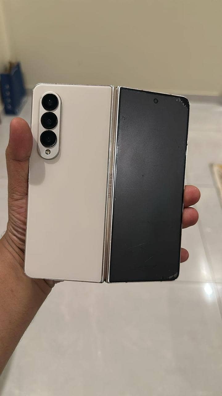 Samsung Galaxy Fold 4 PTA Approved | With Box | Slightly Used

                                                            alt=