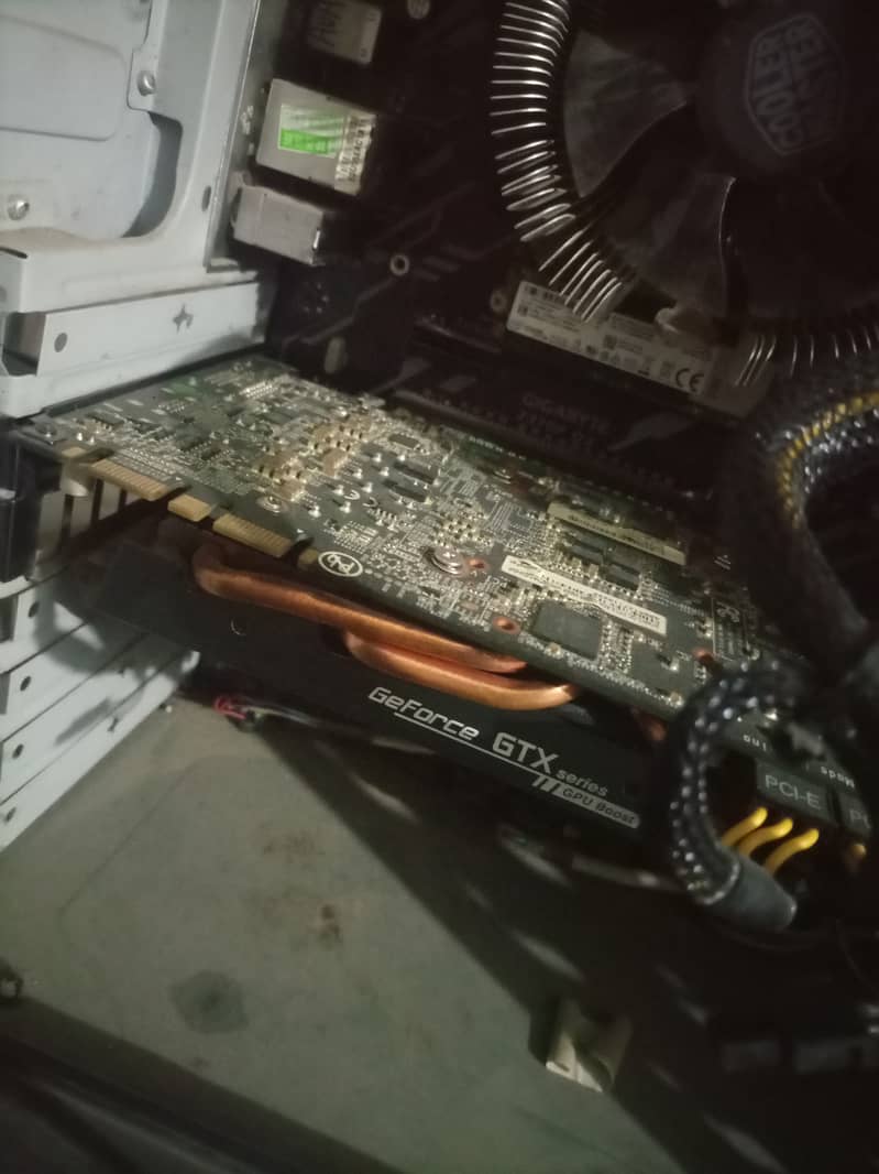 Dell Gaming & Editing PC | i7 8th Gen | 4GB NVIDIA GTX 970

                                                            alt=