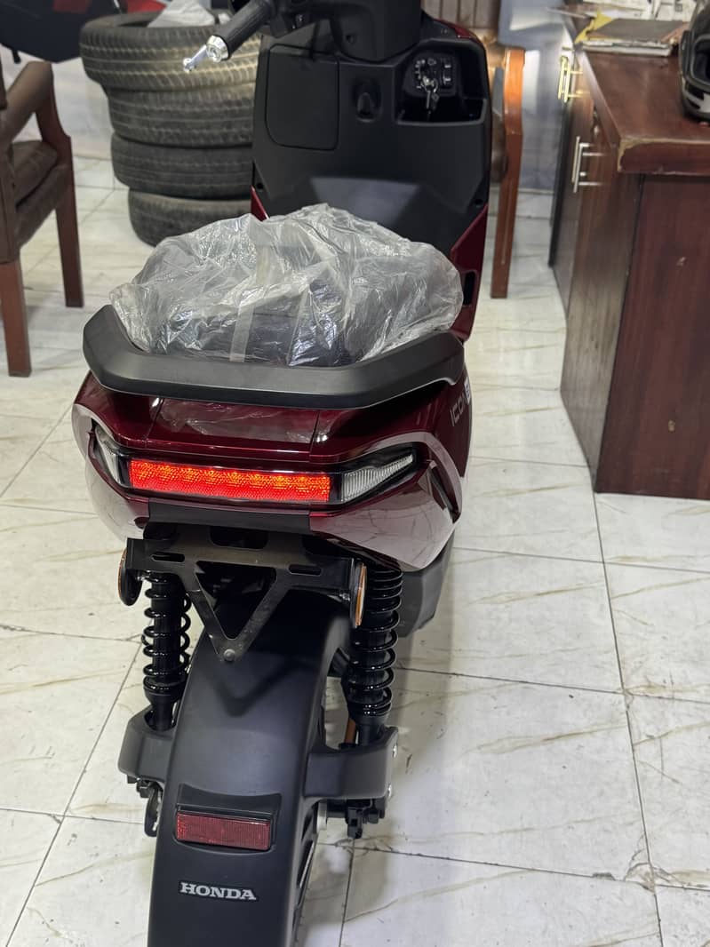 Scooty

                                                            alt=