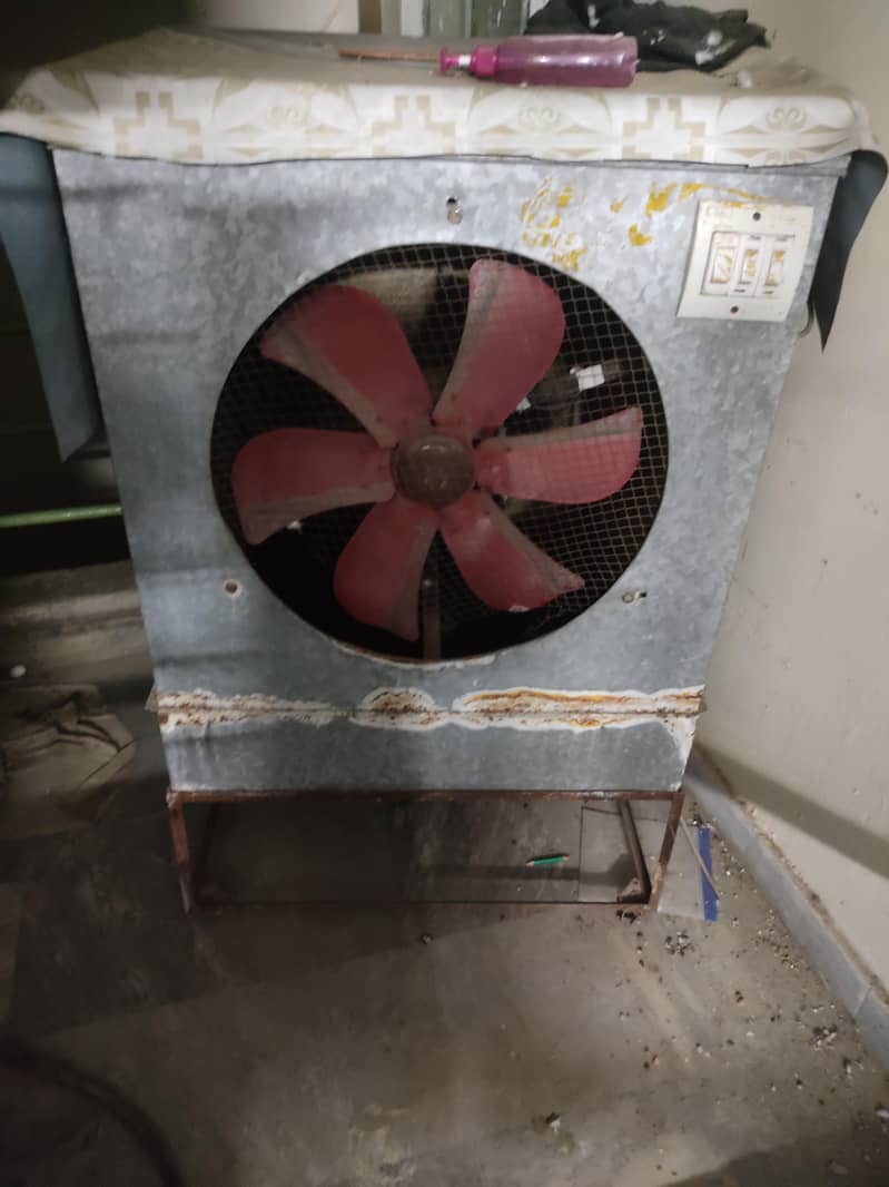 Medium size Lahori cooler

                                                            alt=