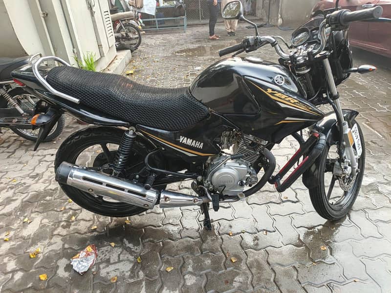 Yamaha YBR 125  | Year 2023 |45,000 K'M Call + WhatsApp 0316-1410264

                                                            alt=