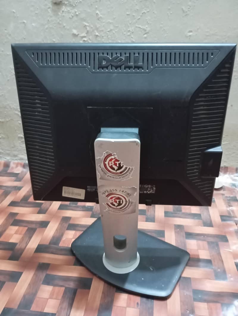 Dell 19" LCD monitor 4999 only

                                                            alt=