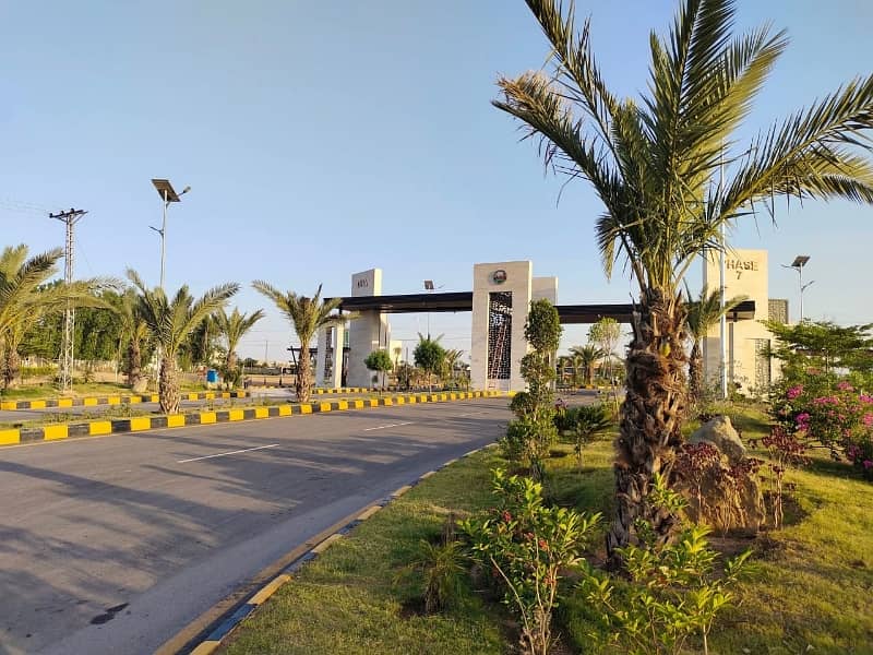 lilly ballot plot for sale in dha valley Islamabad   4th ballot ready area

                                                            alt=