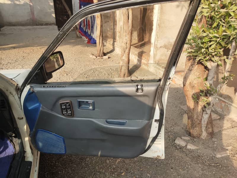 Honda civic 1988

                                                            alt=