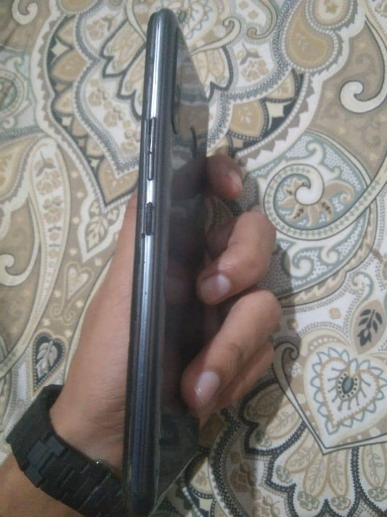 Infinix Hot8 4GB RAM/ 64GB ROM  5000 mAh Batterya

                                                            alt=