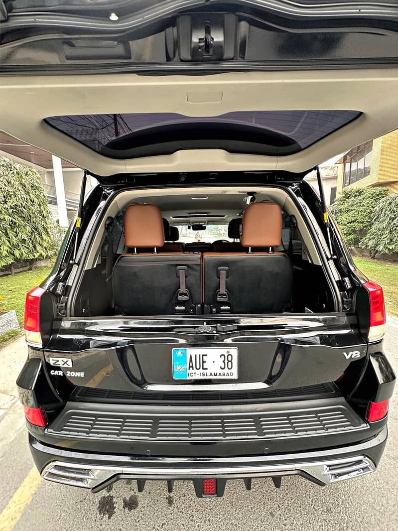 Toyota Land Cruiser AX G Selection 2016 / 2021

                                                            alt=