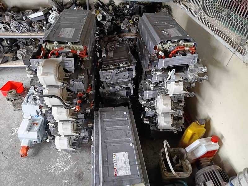 ABS Unit / Hybrid Battery/Prius/Aqua/Axio/Fielder/Camry/Lexus/Crown

                                                            alt=