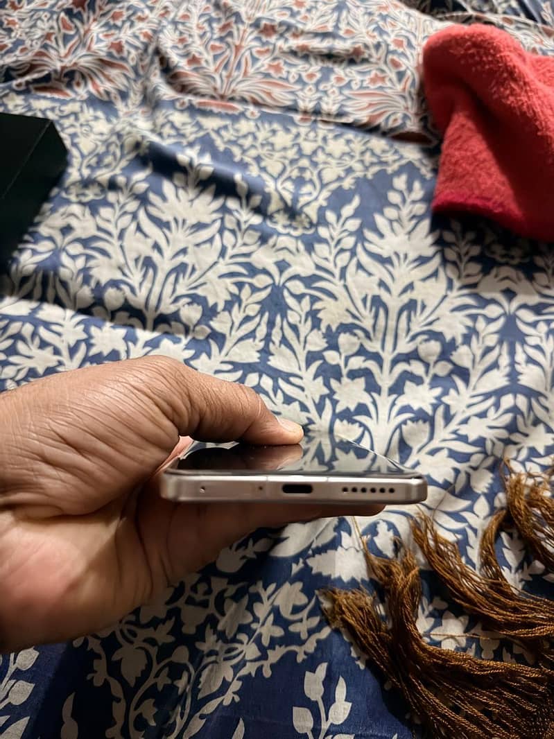 vivo x200 pro

                                                            alt=