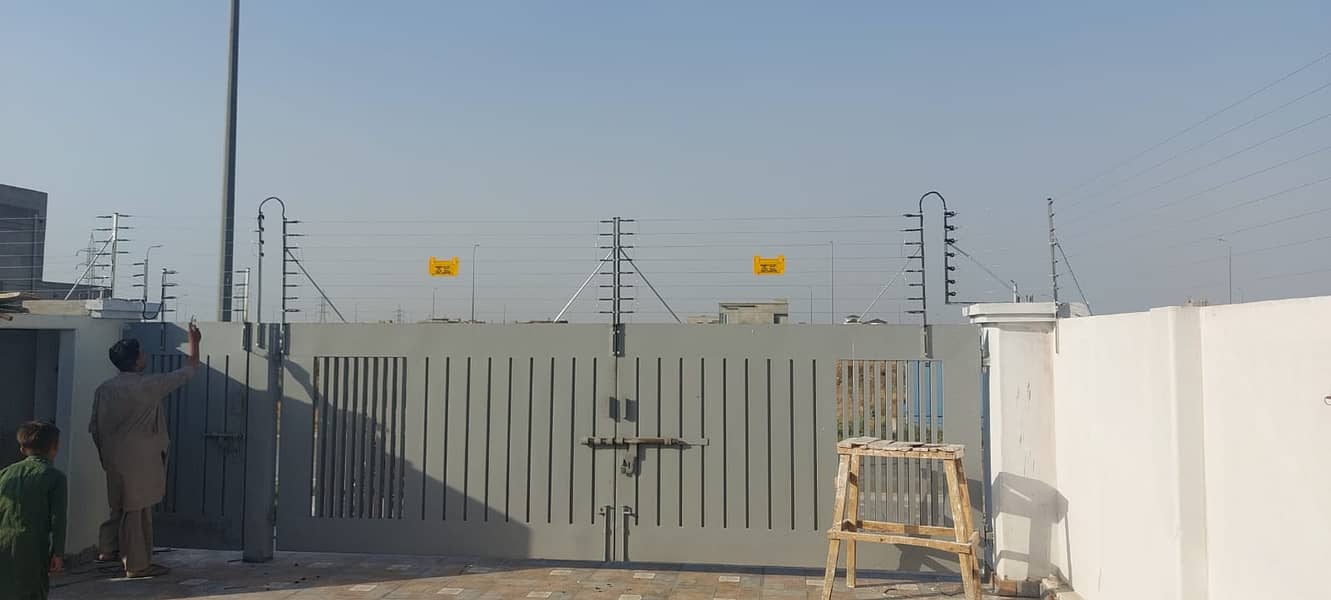 Electric Security Fence , System and Gate Automation

                                                            alt=