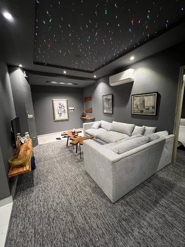 VIP 1 BEDROOM LUXURY FURNISHED APARTMENT AVAILABLE FOR RENT IN BAHRIA TOWN LAHORE

                                                            alt=