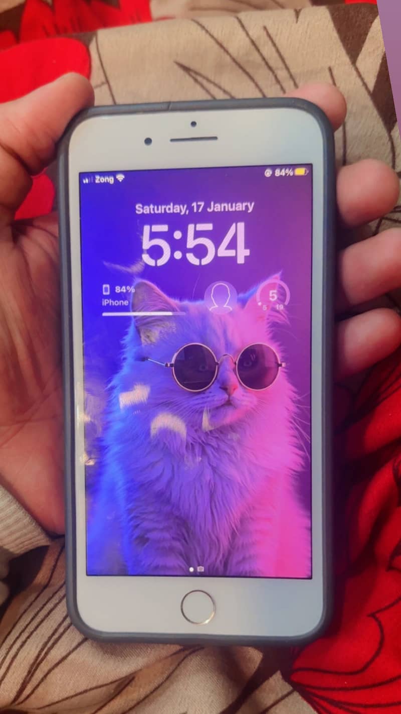 i phone 8plus pta approved 64gb argent sale

                                                            alt=