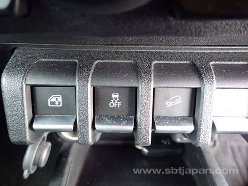 Suzuki Jimny 2020

                                                            alt=