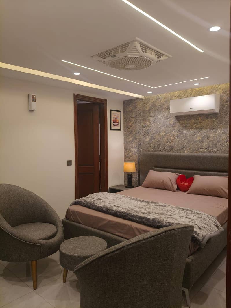 Modern Designer Apartment For Rent/Airbnb

                                                            alt=