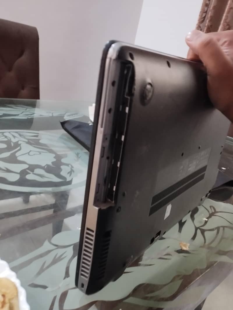 HP 650 G2 Probook Whatsapp please

                                                            alt=