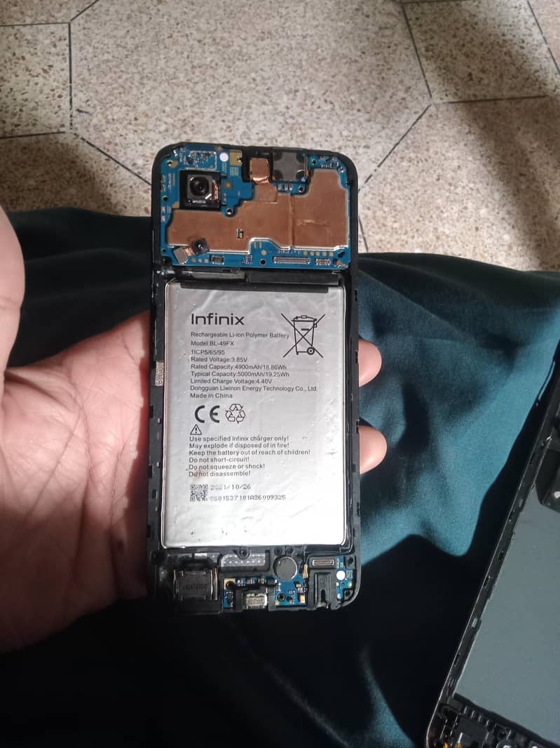 infinix smart 9

                                                            alt=