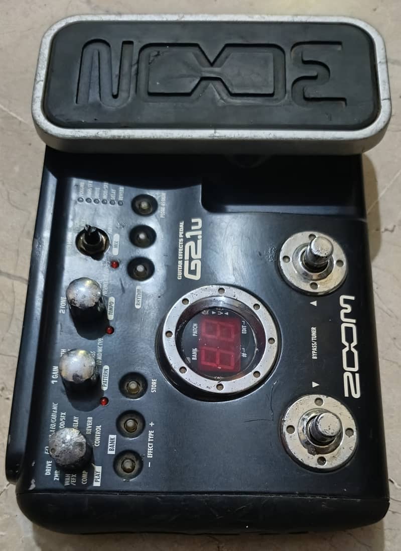 zoom 505 zoom 606 zoom G2.1U guitar pedal processor available for sell

                                                            alt=
