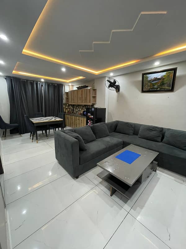 Per day luxury Furnished one bedroom apartment

                                                            alt=