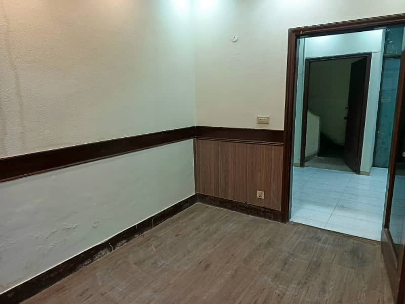 4 Marla 1st Floor For Rent In DHA Phase 1,Block H,Pakistan,Punjab,Lahore

                                                            alt=