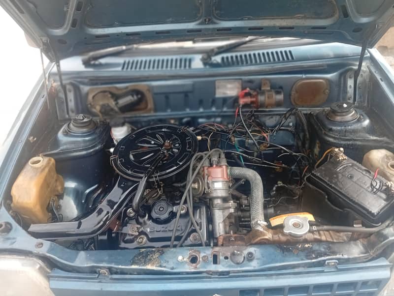 Suzuki mehran vxr 2007

                                                            alt=